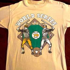 Vintage 1979 World Series t shirt pirates vs orioles small/medium